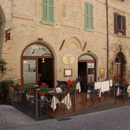 Oro Rosso Hotel Ristorante Montefalco Zewnętrze zdjęcie