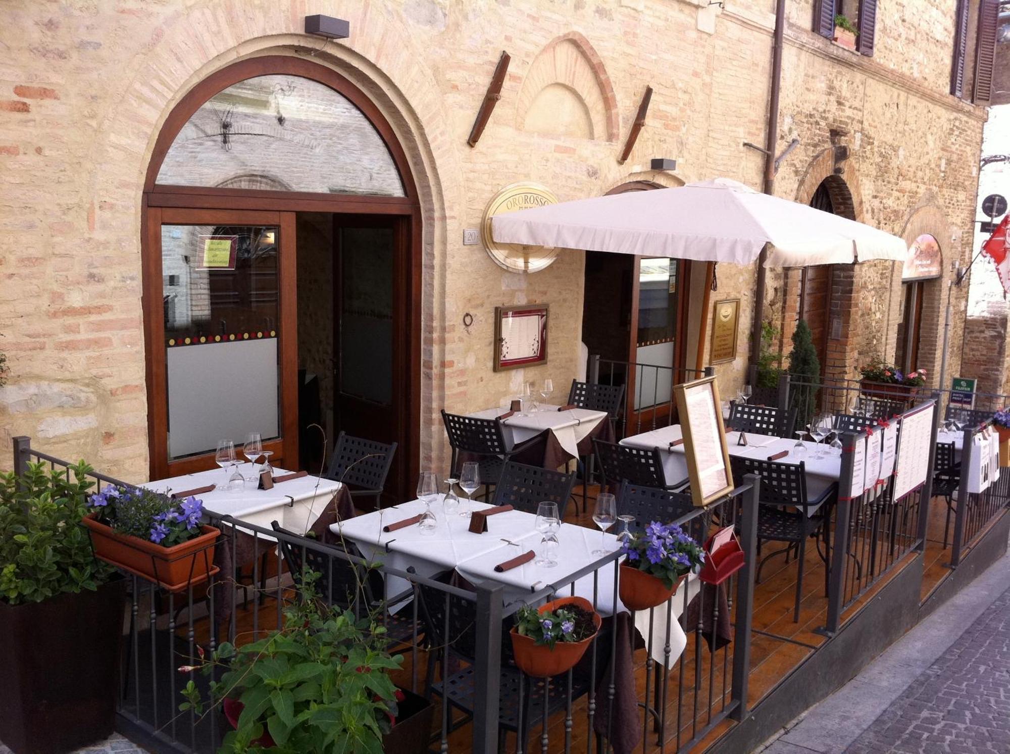Oro Rosso Hotel Ristorante Montefalco Zewnętrze zdjęcie