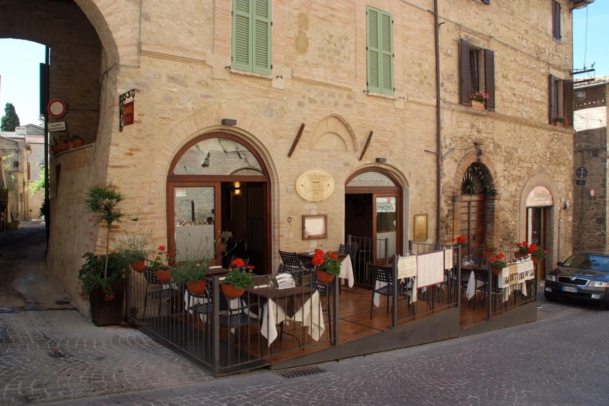 Oro Rosso Hotel Ristorante Montefalco Zewnętrze zdjęcie