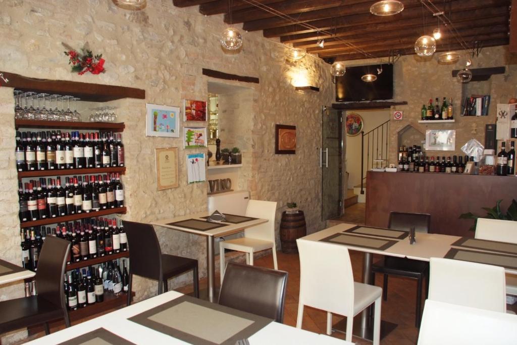 Oro Rosso Hotel Ristorante Montefalco Zewnętrze zdjęcie